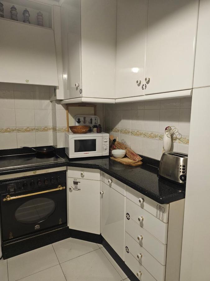 Habitacion Amplia Y Centrica En Piso Compartido A Coruña Buitenkant foto